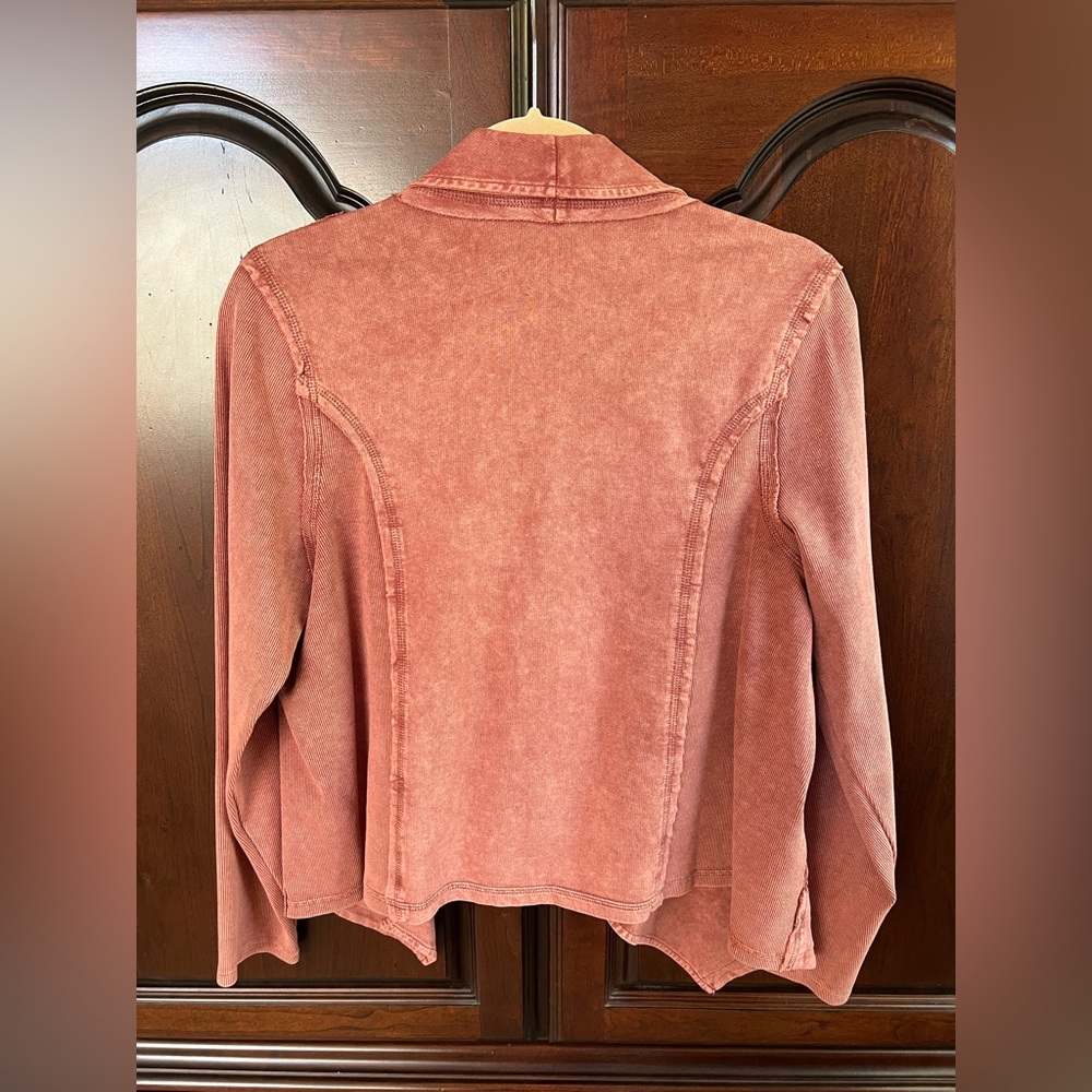 Leo & Nicole Rust Jacket - Picture 2 of 11